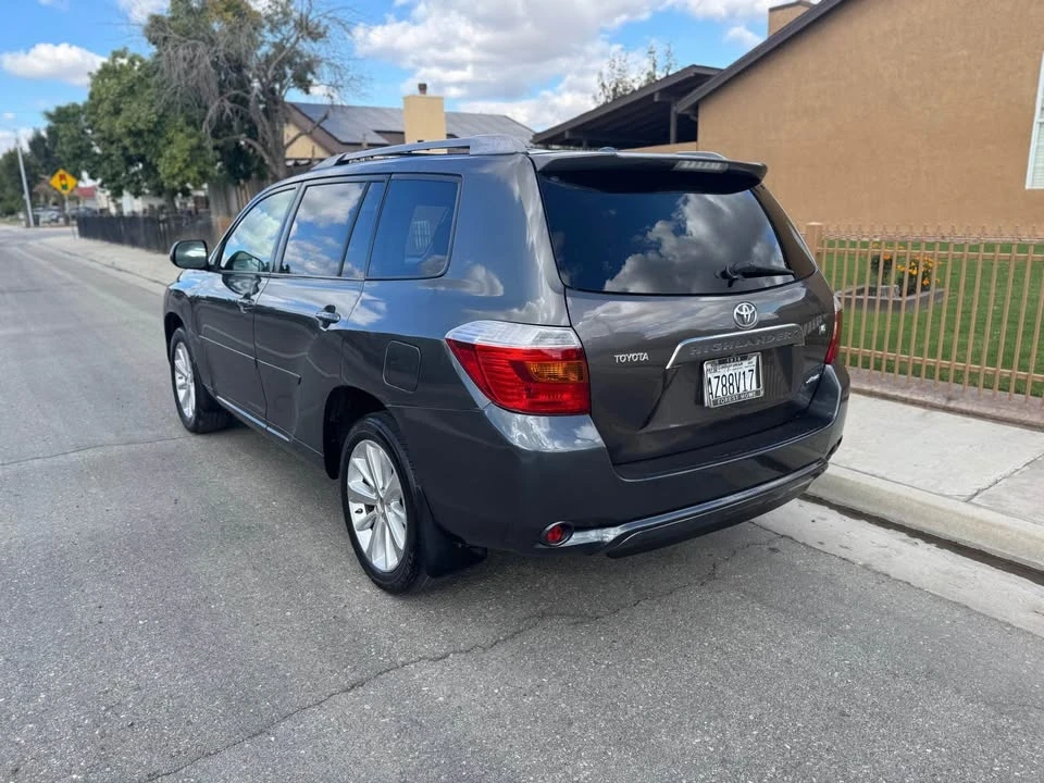 2009 Toyota Highlander - Image 2 of 10