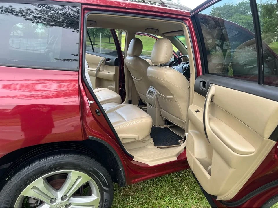 2009 Toyota Highlander - Image 15 of 20