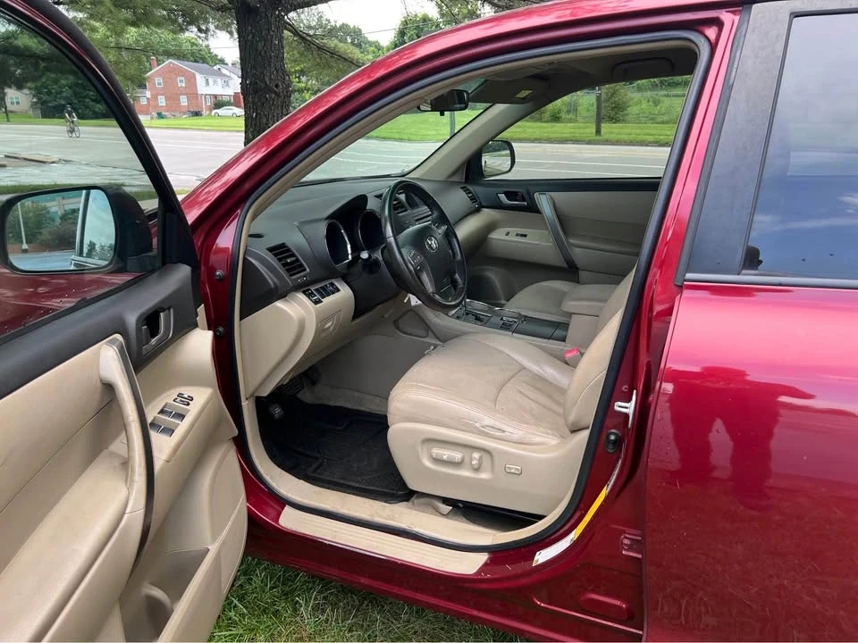 2009 Toyota Highlander - Image 12 of 20