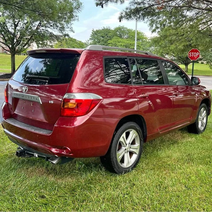 2009 Toyota Highlander - Image 2 of 20
