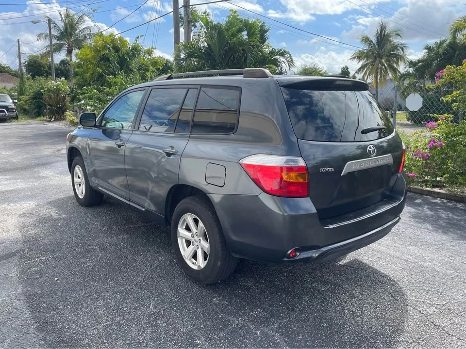 2009 Toyota Highlander - Image 8 of 18