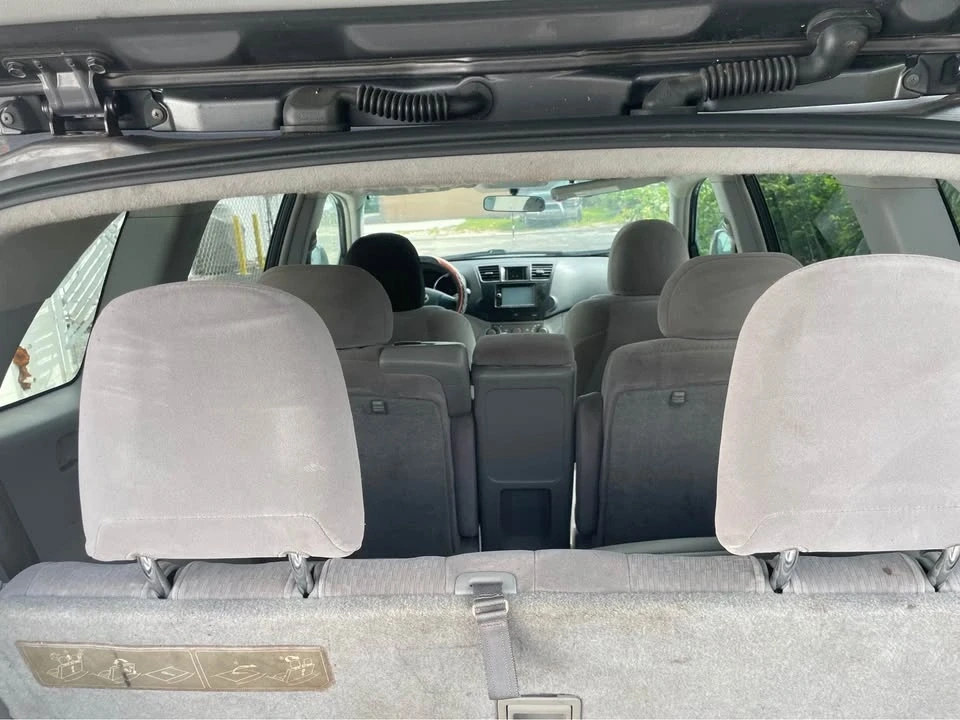 2009 Toyota Highlander - Image 17 of 18