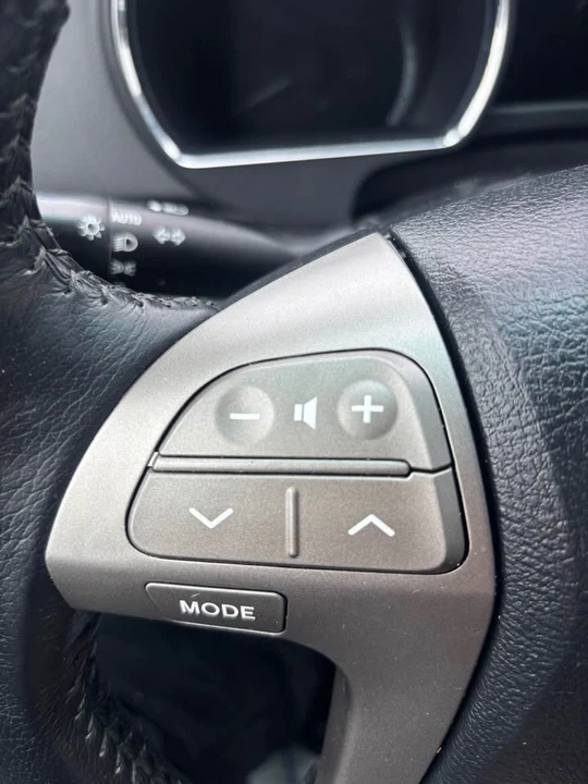 2009 Toyota Highlander - Image 13 of 14