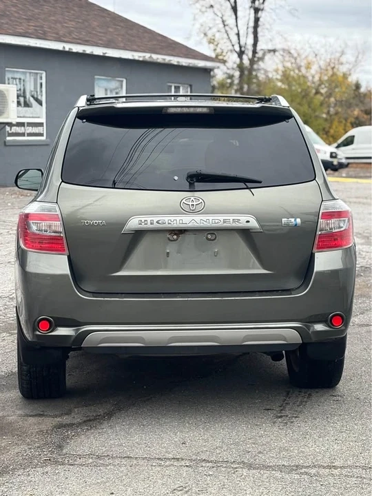 2009 Toyota Highlander - Image 2 of 14