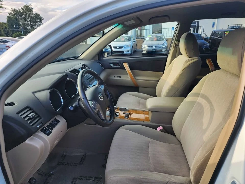 2009 Toyota Highlander - Image 9 of 20