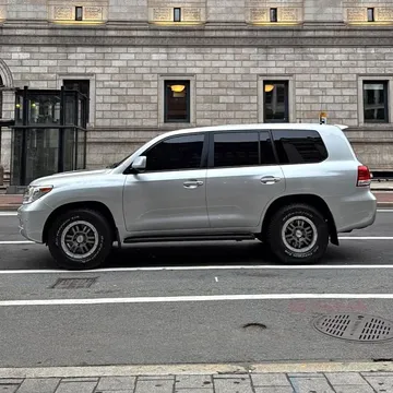 2009 Toyota Land Cruiser Heritage Edition