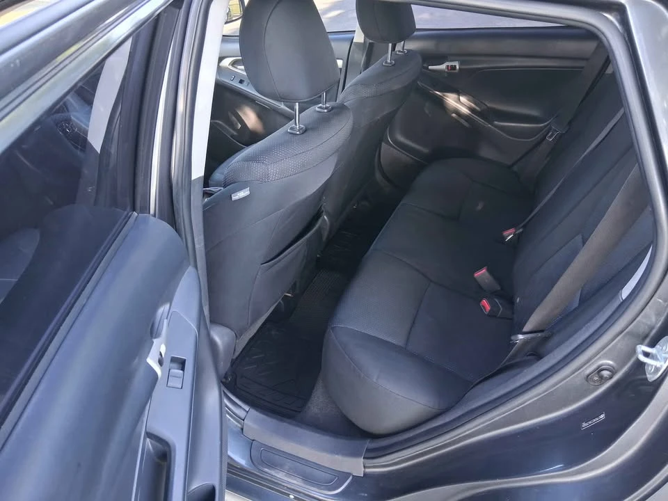 2009 Toyota Matrix 2nd Gen - Image 8 of 11