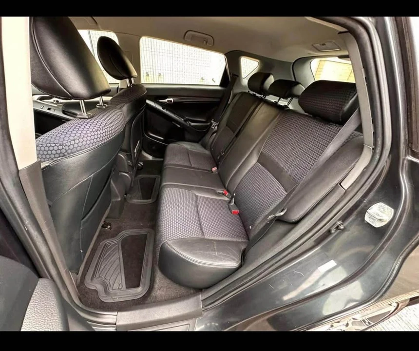 2009 Toyota Matrix 2nd Gen - Image 14 of 16