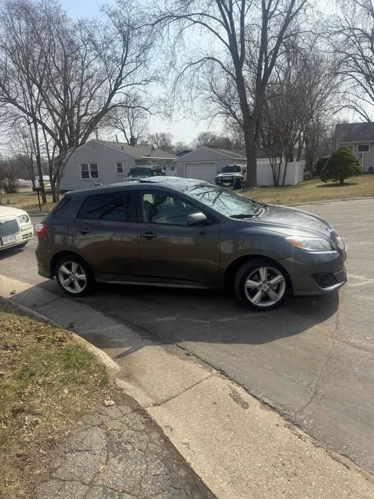 2009 Toyota Matrix 2nd Gen - Image 2 of 3
