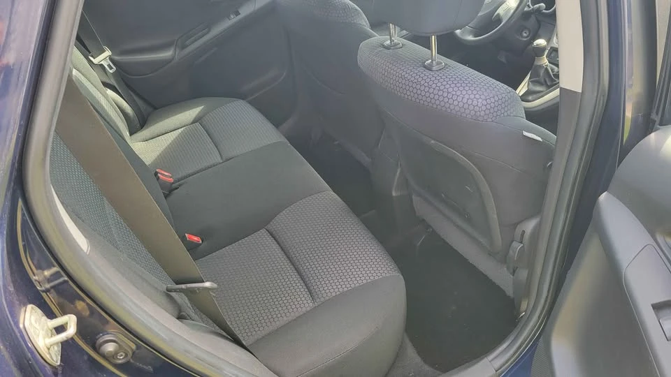 2009 Toyota Matrix 2nd Gen - Image 5 of 10