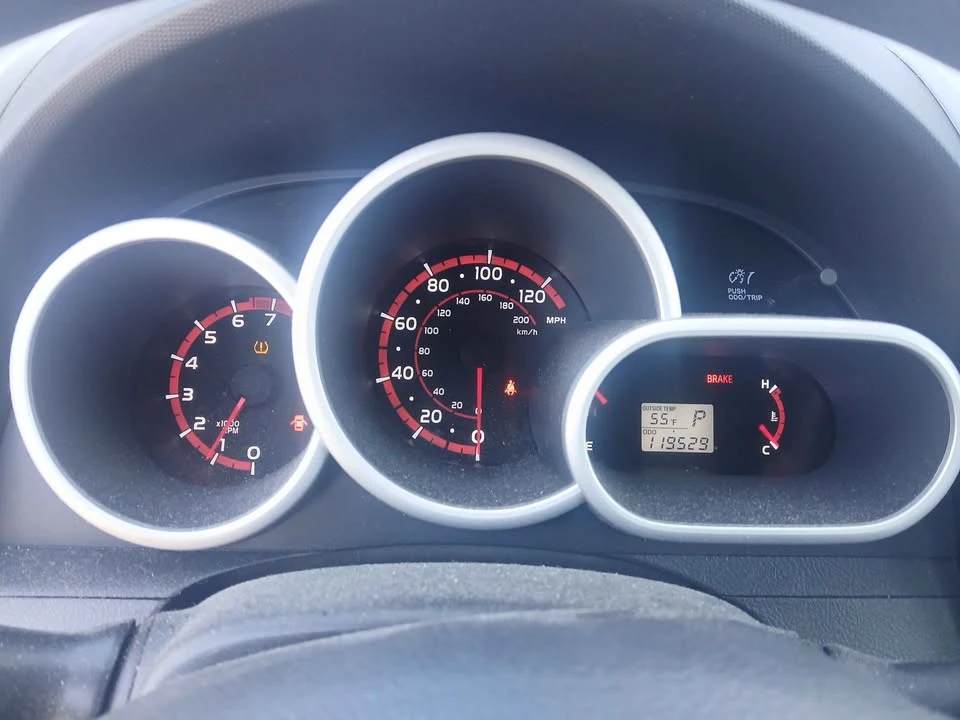 2009 Toyota Matrix 2nd Gen - Image 9 of 12
