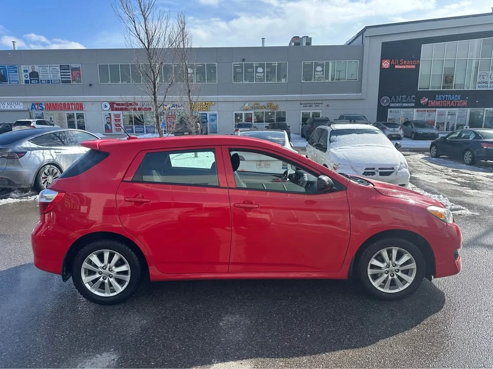 2009 Toyota Matrix 2nd Gen - Image 5 of 15