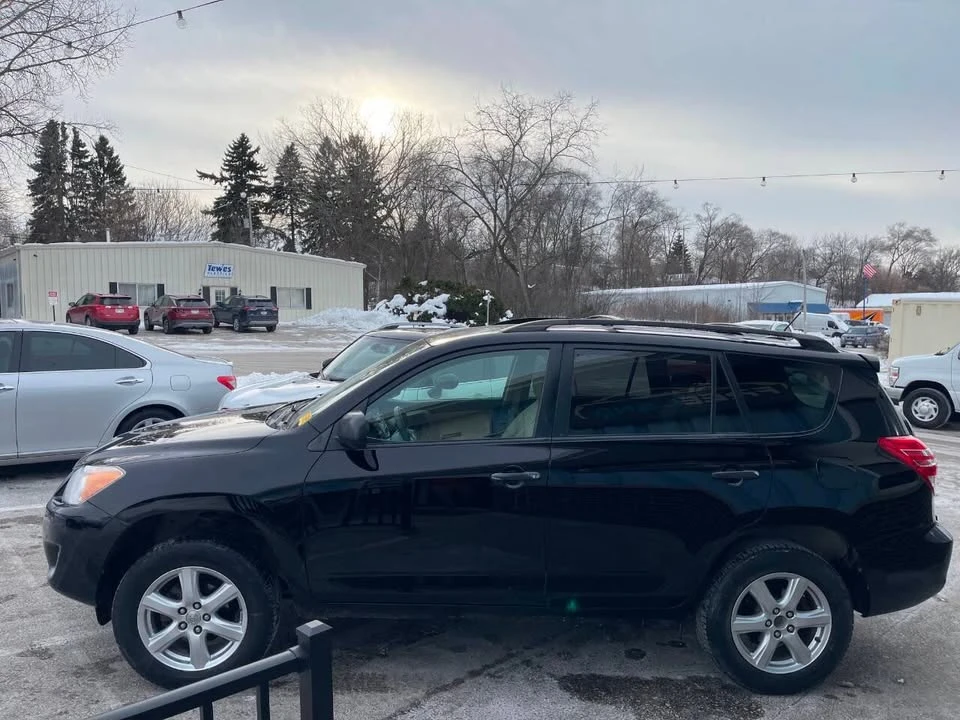 2009 Toyota RAV4 3rd Gen - Image 13 of 20