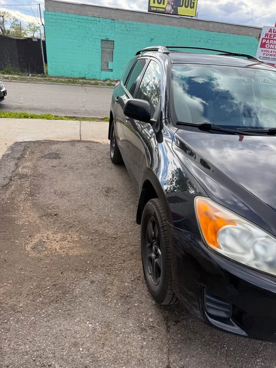 2009 Toyota RAV4 3rd Gen - Image 2 of 7