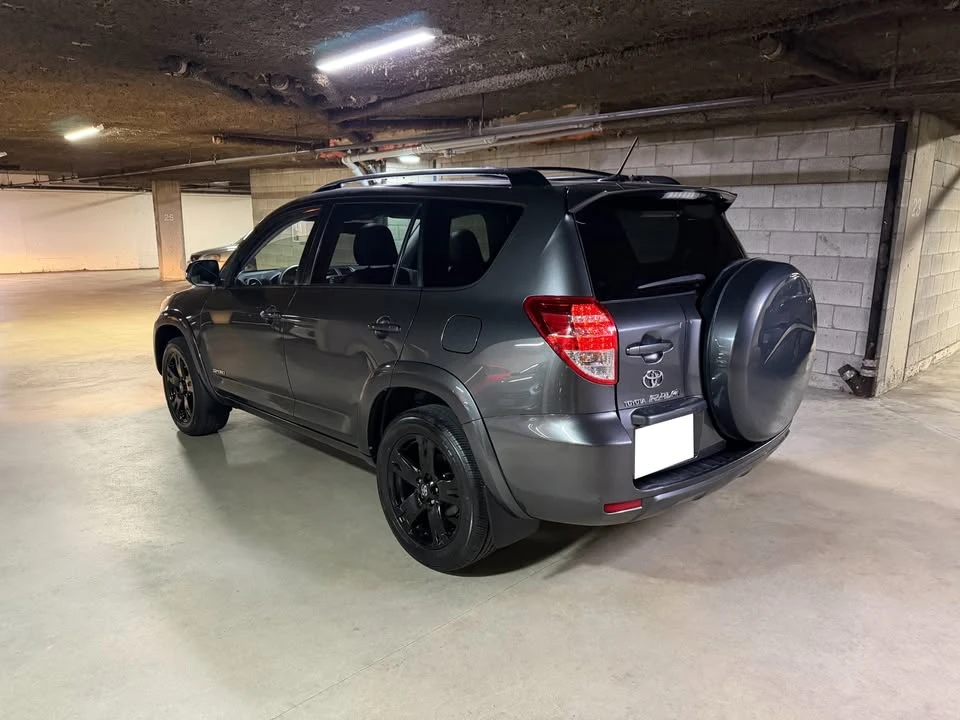 2009 Toyota RAV4 3rd Gen - Image 2 of 20