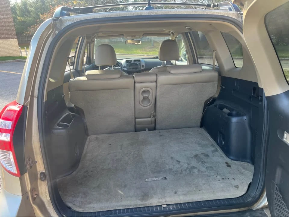 2009 Toyota RAV4 3rd Gen - Image 8 of 12