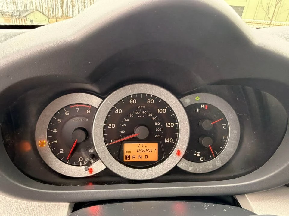 2009 Toyota RAV4 3rd Gen - Image 10 of 14