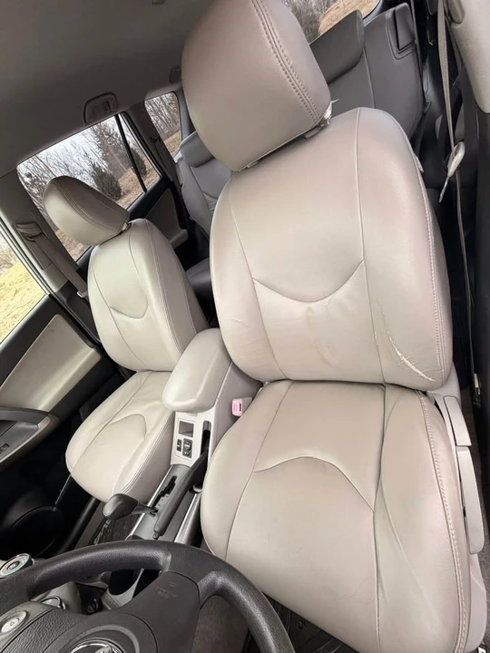 2009 Toyota RAV4 3rd Gen - Image 6 of 14
