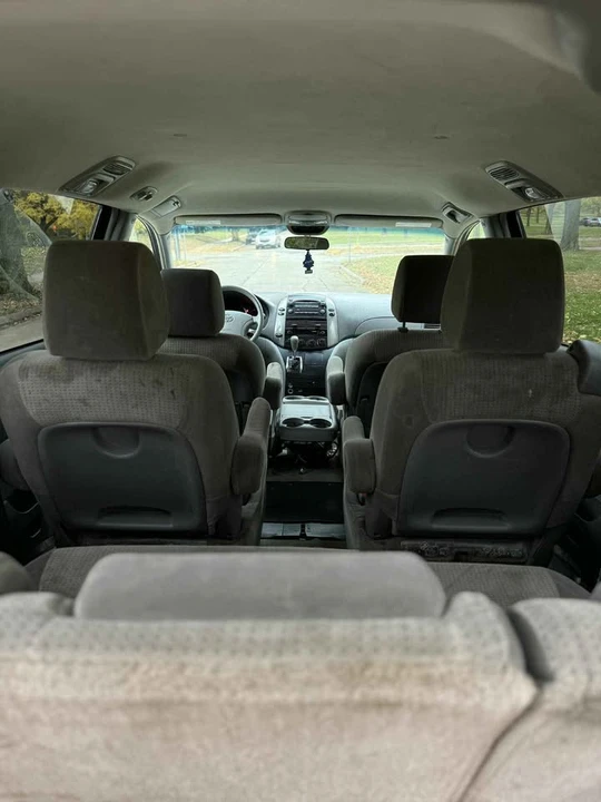 2009 Toyota Sienna 2nd Gen - Image 11 of 12