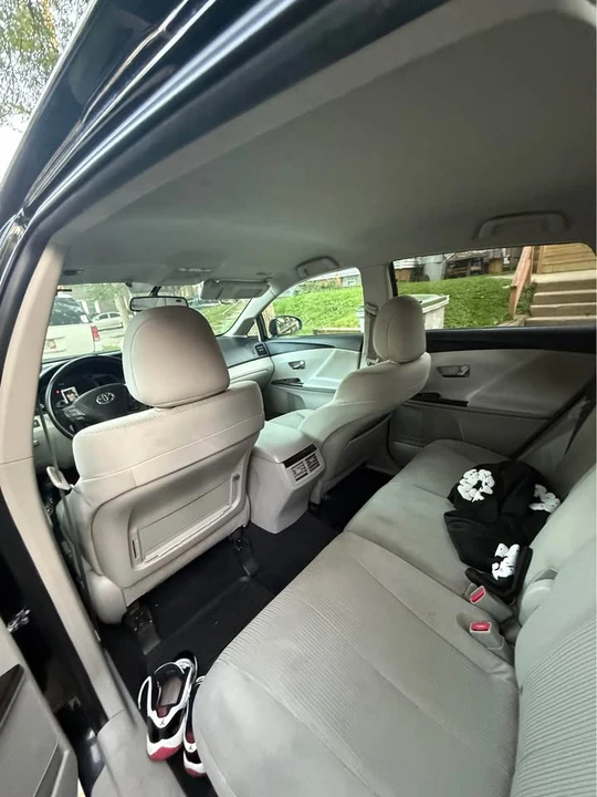 2009 Toyota Venza - Image 5 of 8