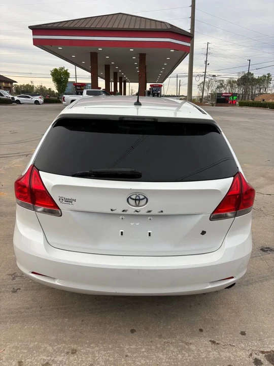 2009 Toyota Venza - Image 3 of 13