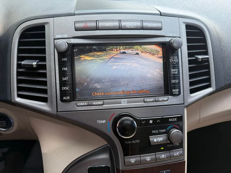 2009 Toyota Venza - Image 12 of 19