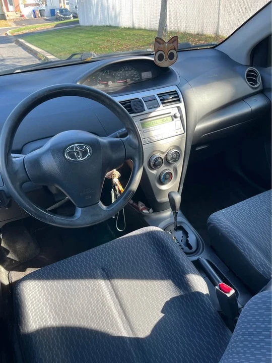 2009 Toyota Yaris - Image 4 of 6