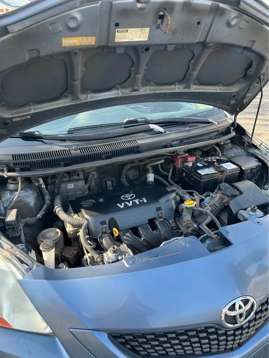 2009 Toyota Yaris - Image 6 of 6