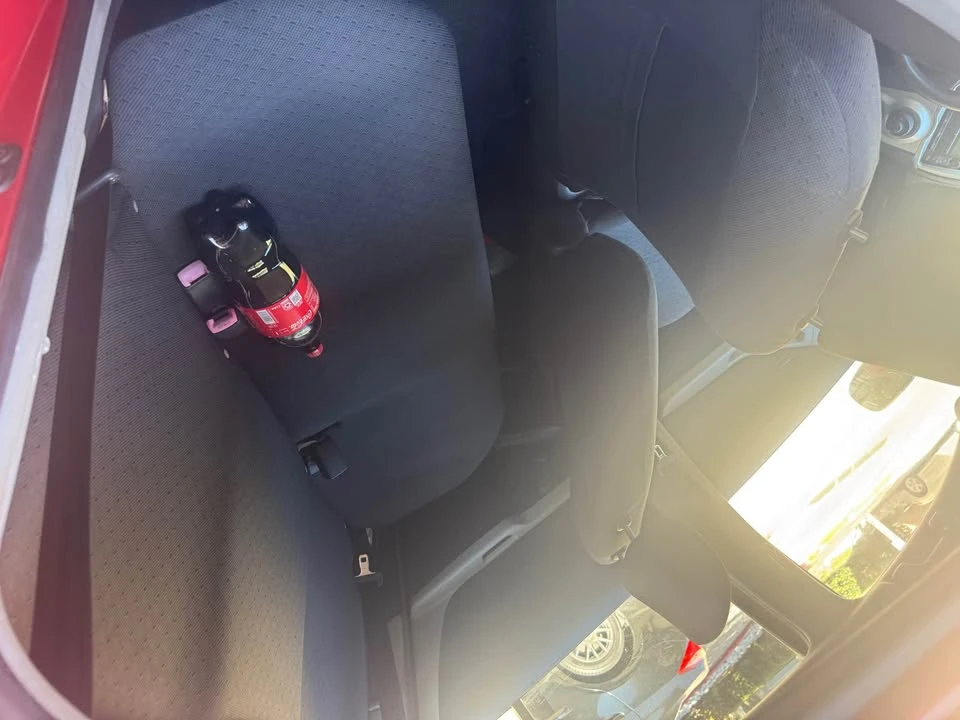 2009 Toyota Yaris - Image 13 of 13