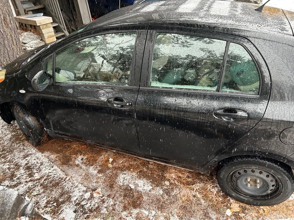 2009 Toyota Yaris - Image 2 of 6