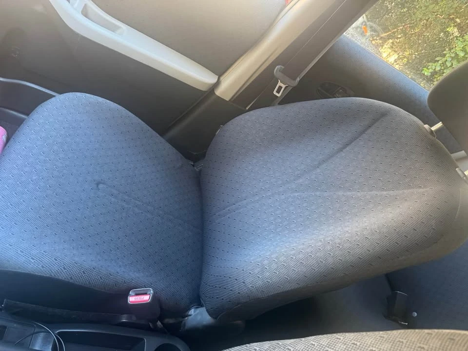 2009 Toyota Yaris - Image 7 of 13