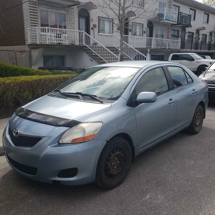 2009 Toyota Yaris - Image 2 of 4