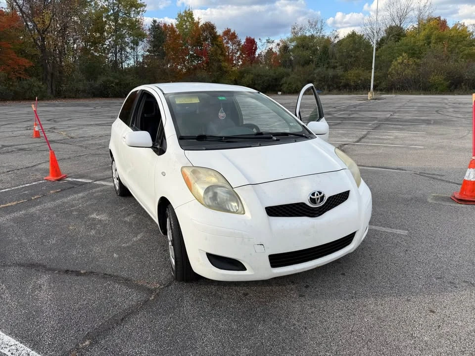 2009 Toyota Yaris - Image 3 of 7