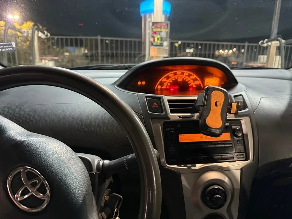 2009 Toyota Yaris - Image 8 of 9