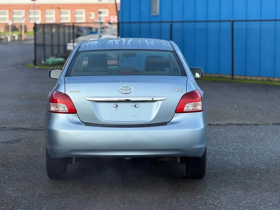 2009 Toyota Yaris - Image 7 of 17