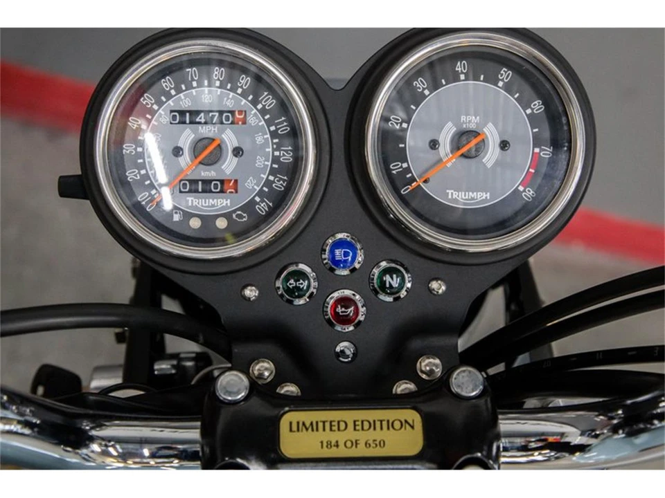 2009 Triumph New Bonneville - Image 31 of 31