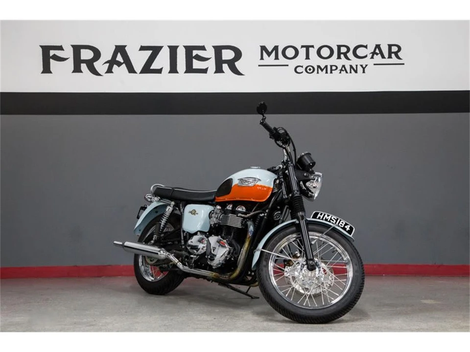 2009 Triumph New Bonneville - Image 4 of 31