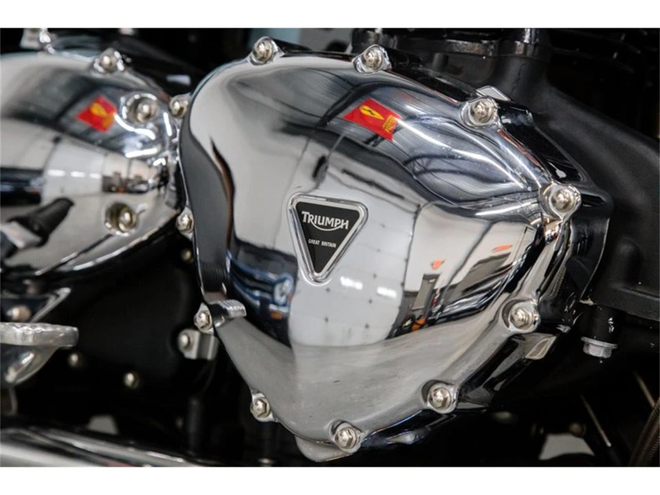 2009 Triumph New Bonneville - Image 23 of 31
