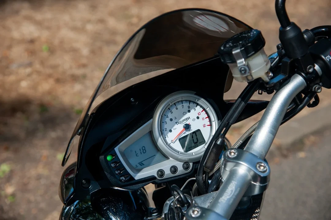 2026 Triumph Speed Triple - Image 20 of 30