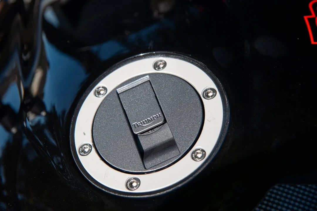 2026 Triumph Speed Triple - Image 26 of 30