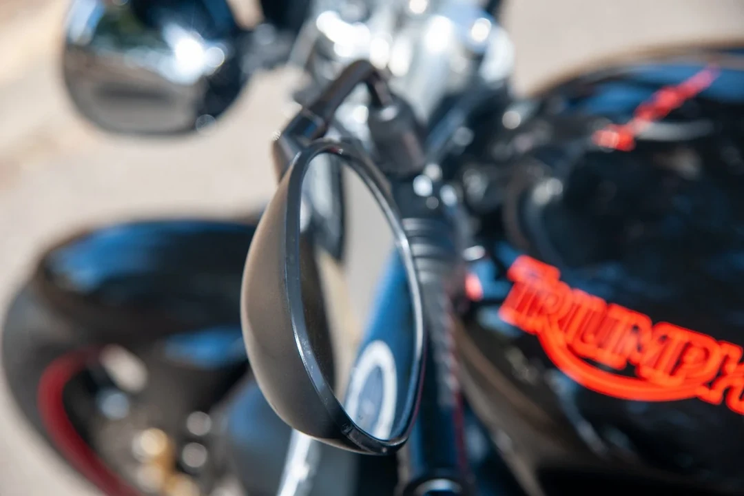 2026 Triumph Speed Triple - Image 27 of 30