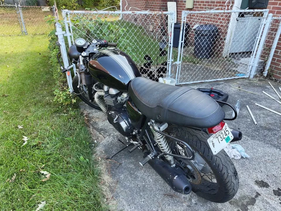 2009 Triumph Thruxton - Image 3 of 4