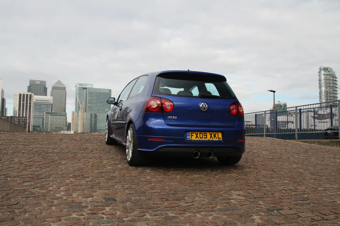 2009 Volkswagen R32 Mk5 - Image 8 of 31