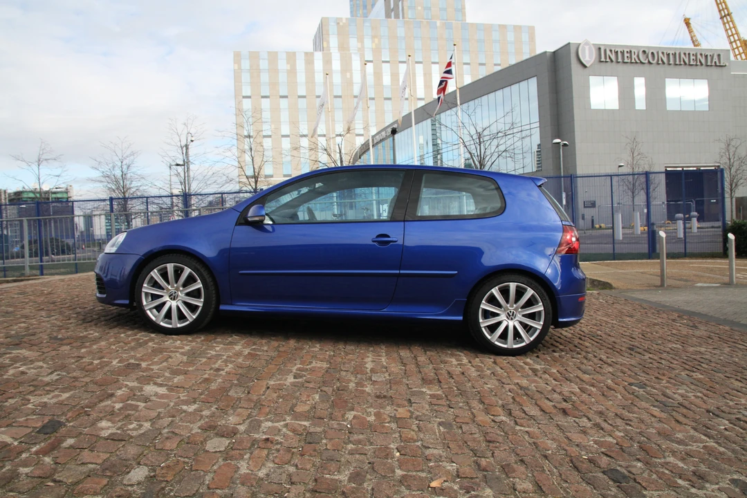 2009 Volkswagen R32 Mk5 - Image 9 of 31