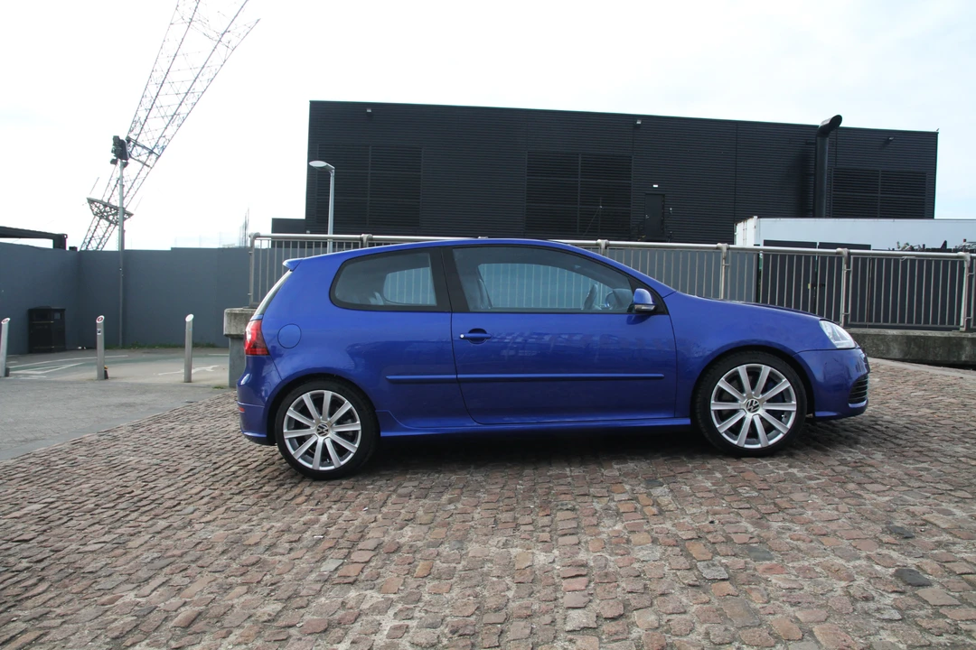 2009 Volkswagen R32 Mk5 - Image 17 of 31