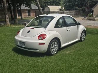 2009 Volkswagen New Beetle - Image 3 of 7