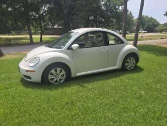 2009 Volkswagen New Beetle - Image 4 of 7