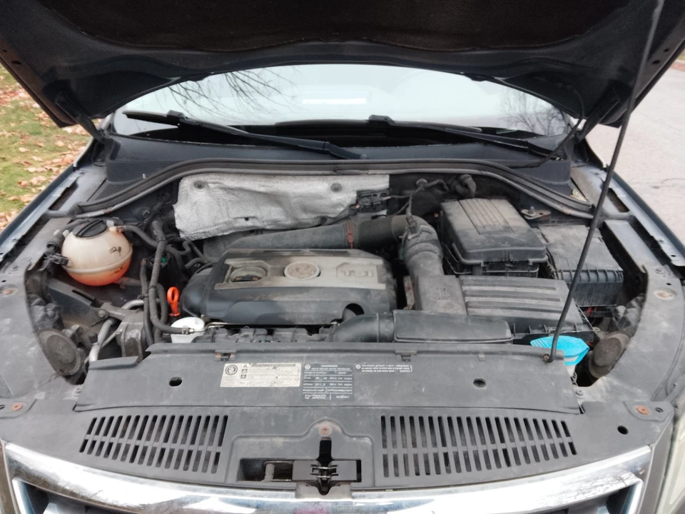 2009 Volkswagen Tiguan - Image 6 of 10