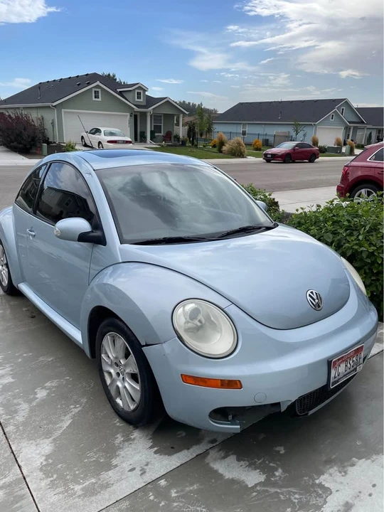 2009 Volkswagen New Beetle - Image 6 of 6