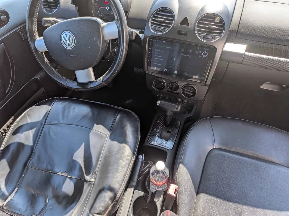 2009 Volkswagen New Beetle - Image 11 of 13